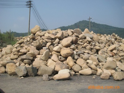 大小鵝卵石、礫石與碎石 林軍個體經(jīng)營的優(yōu)質(zhì)供應(yīng)與專業(yè)加工